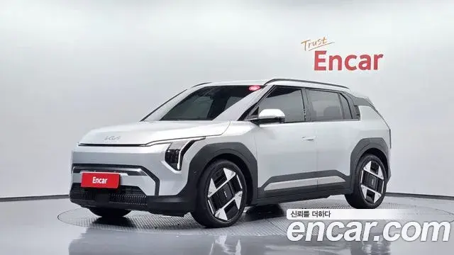 Kia EV3 Long Range 2WD Earth 2024