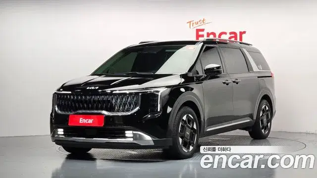 Kia Carnival HEV 9seater Signature 2024