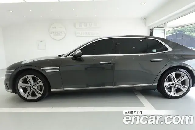 Genesis G90 Gasoline 3.5 Turbo AWD 2022