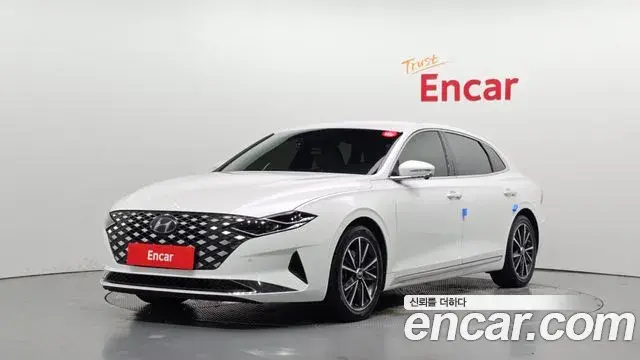 Hyundai Grandeur 2.5 Le Blanc 2021