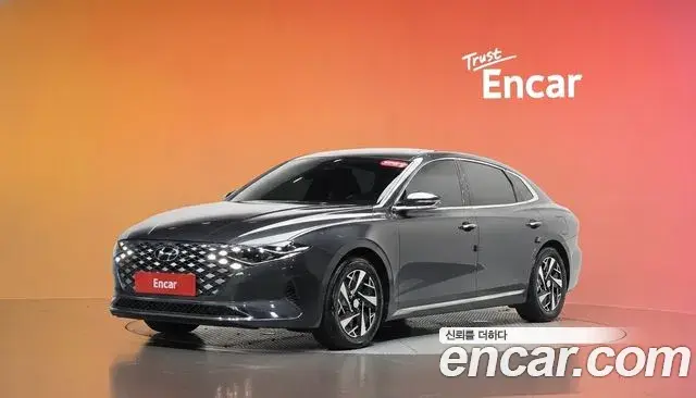 Hyundai Grandeur Premium 2022