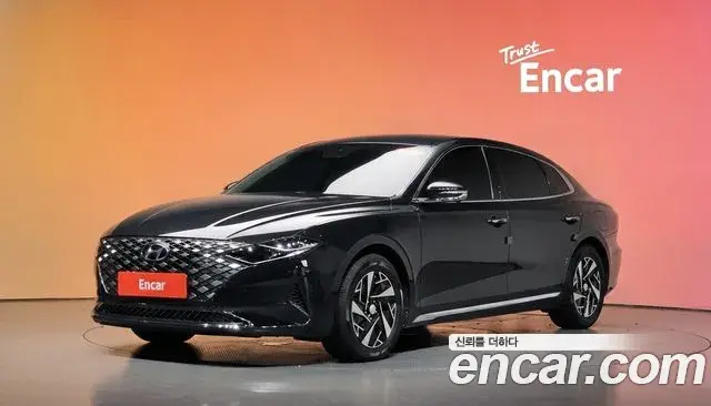 Hyundai Grandeur Le Blanc 2022