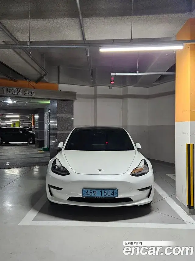 Tesla Model 3 Standard Range Plue RWD 2020