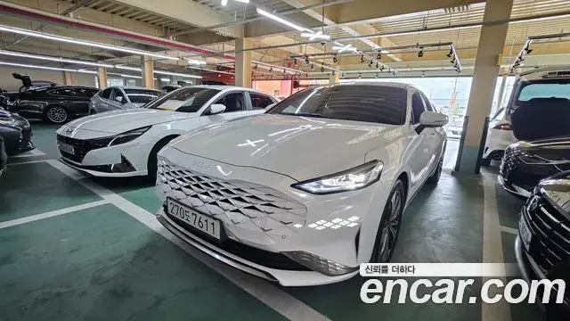 Kia K8 Signature 2022
