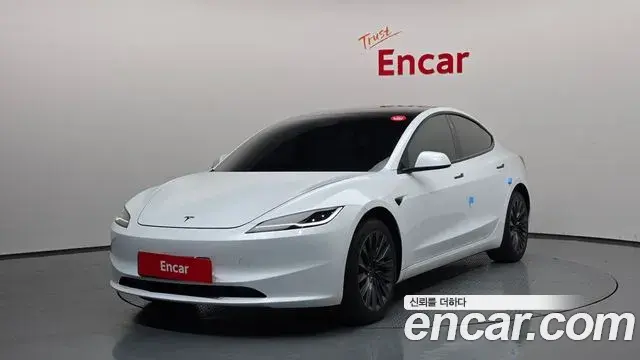 Tesla Model 3 RWD 2024