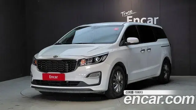 Kia Carnival 11-Seater Deluxe 2020