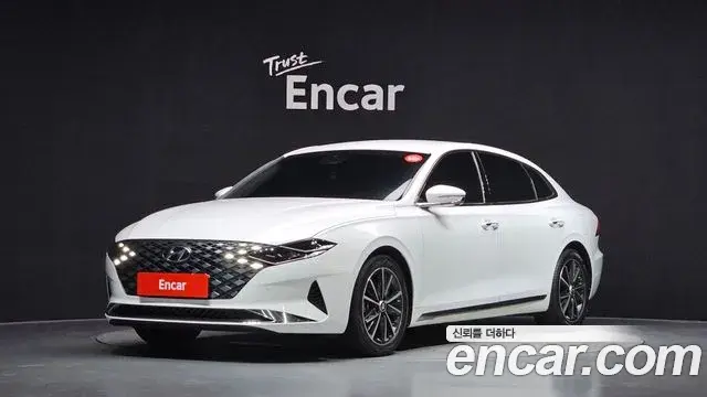 Hyundai Grandeur 2.5 Le Blanc 2022