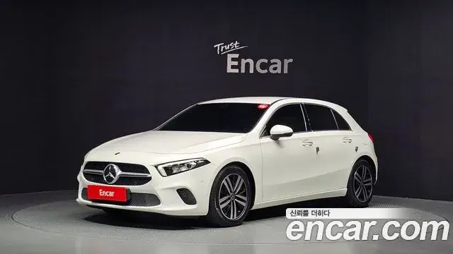 Mercedes-Benz A-Class A220 Hatchback 2021