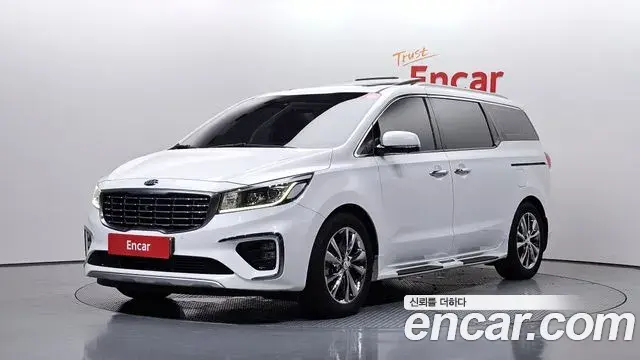 Kia Carnival Gasoline 7-Seater Limousine President 2019