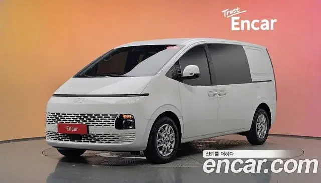 Hyundai Staria HEV 1.6 Cargo 5-Seater Modern 2025