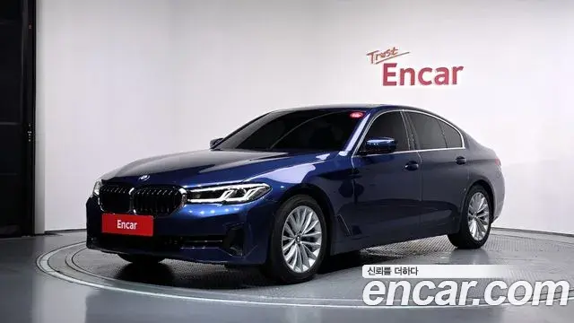 BMW 5-Series 530i Luxury 2021