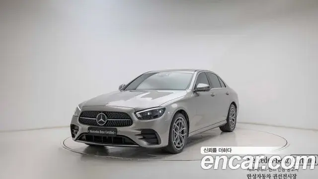 Mercedes-Benz E-Class E220d 4MATIC AMG Line 2022