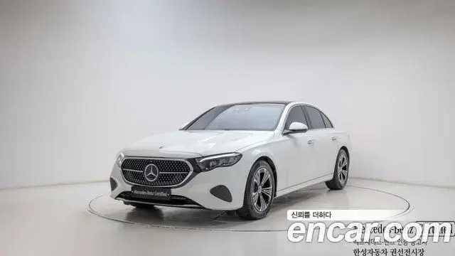 Mercedes-Benz E-Class E200 Avantgarde 2025