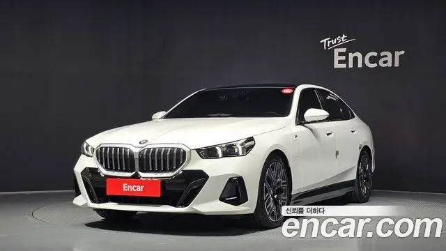 BMW 5-Series 530e M Sport 2025