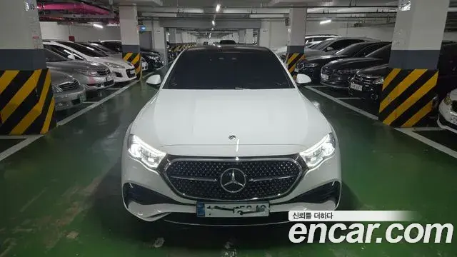 Mercedes-Benz E-Class E300 4MATIC AMG Line 2024