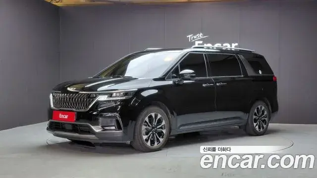 Kia Carnival Gasoline 9-Seater Signature 2022