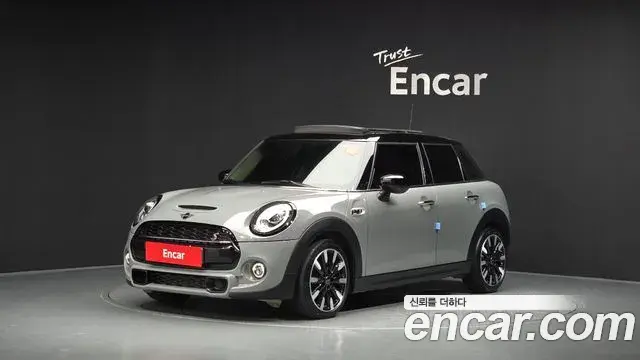 Mini Cooper 5Door HIGH 3rd 2020