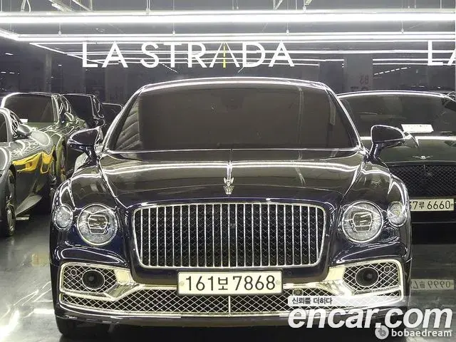 Bentley Flying Spur 4.0 Azure 2023
