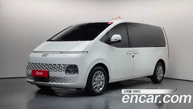 Hyundai Staria HEV 1.6 Cargo 5-Seater Modern 2025