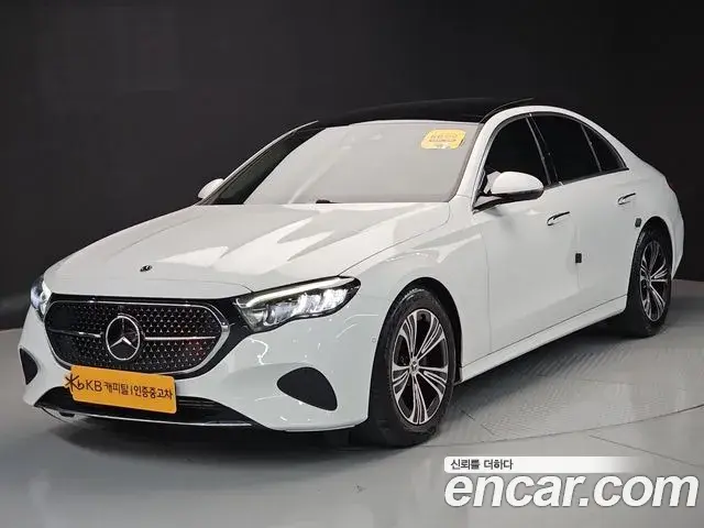 Mercedes-Benz E-Class E200 Avantgarde 2025
