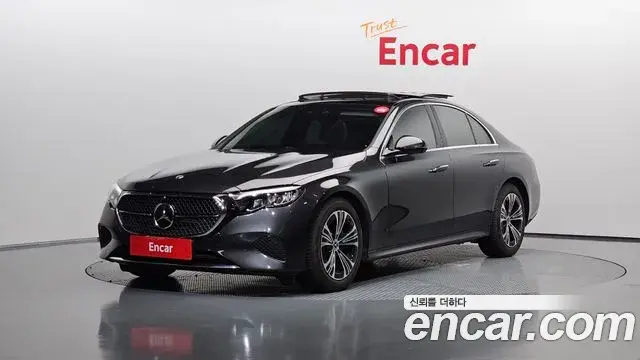 Mercedes-Benz E-Class E200 Avantgarde 2025