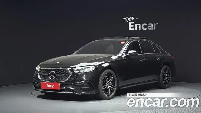Mercedes-Benz E-Class E200 AMG Line 2025