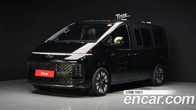 Hyundai Staria 4WD Lounge 9-Seater Inspiration 2024