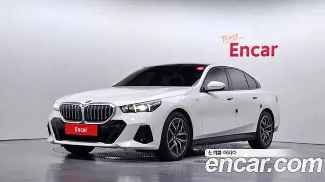 BMW 5-Series 520i M Sport 2024