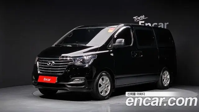 Hyundai Starex Wagon 12-Seater Smart 2019