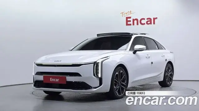 Kia K8 Signature 2024
