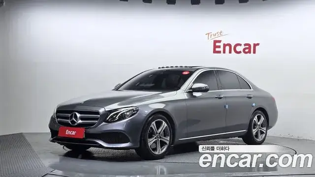 Mercedes-Benz E-Class E300 Avantgarde 2019