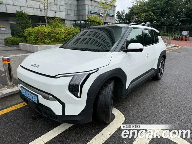 Kia EV3 Long Range 2WD Earth 2024