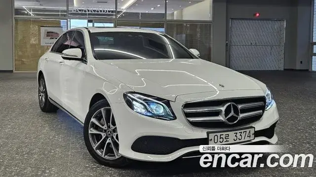 Mercedes-Benz E-Class E300 4MATIC Avnatgarde 2019