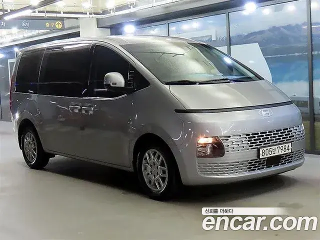 Hyundai Staria Cargo 3-Seater Modern 2022