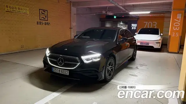 Mercedes-Benz E-Class E300 4MATIC AMG Line 2024