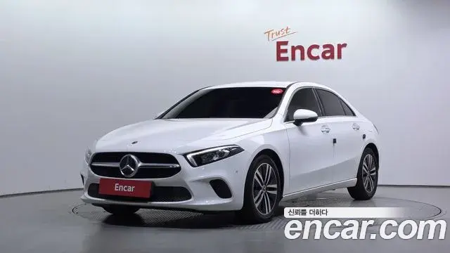 Mercedes-Benz A-Class A220 Sedan 2021
