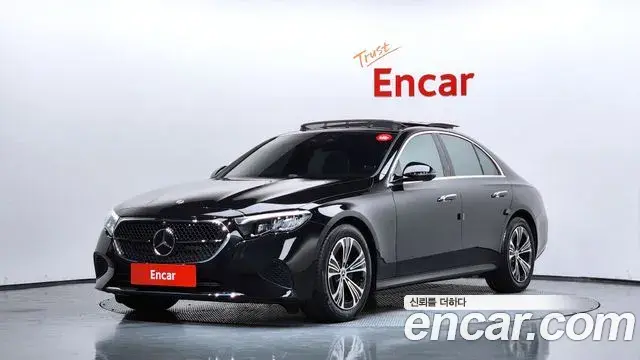 Mercedes-Benz E-Class E200 Avantgarde 2025