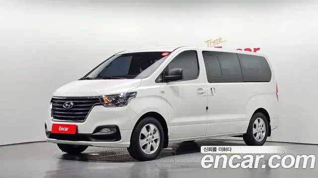 Hyundai Starex Wagon 12-Seater Smart 2019