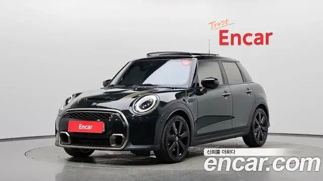 Mini Cooper 5Door Resolute Edition 3rd Gen 2022