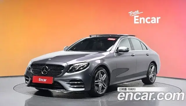 Mercedes-Benz E-Class E300 4MATIC AMG Line 2020
