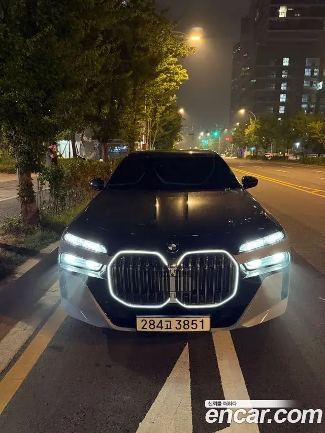 BMW 7-Series 740i sDrive M Sport 2023