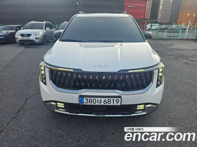 Kia Carnival Diesel 7-Seater Signature 2024