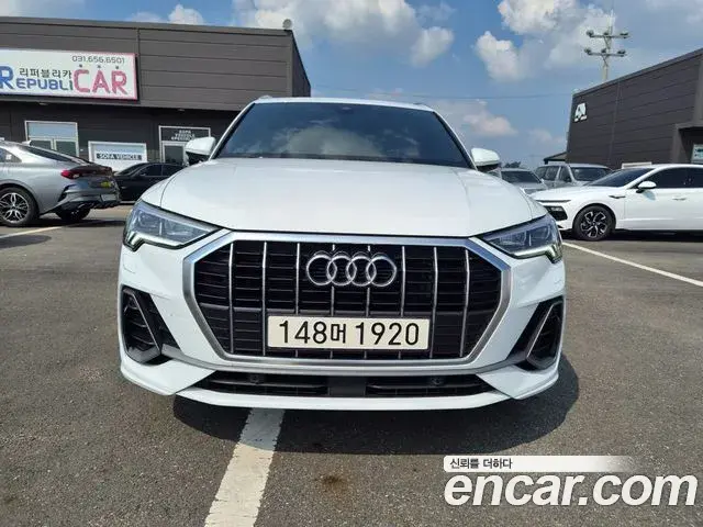 Audi Q3 35 TDI Premium 2022