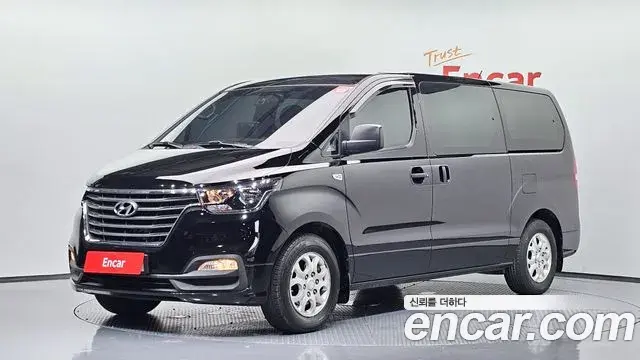 Hyundai Starex Wagon 11-Seater Style 2020