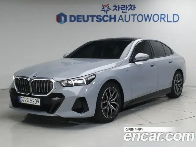BMW 5-Series 520i M Sport 2024
