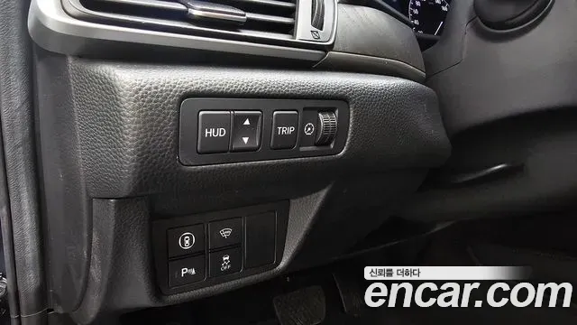 Honda Accord 2.0 Hybrid Touring 2021 — фото 19