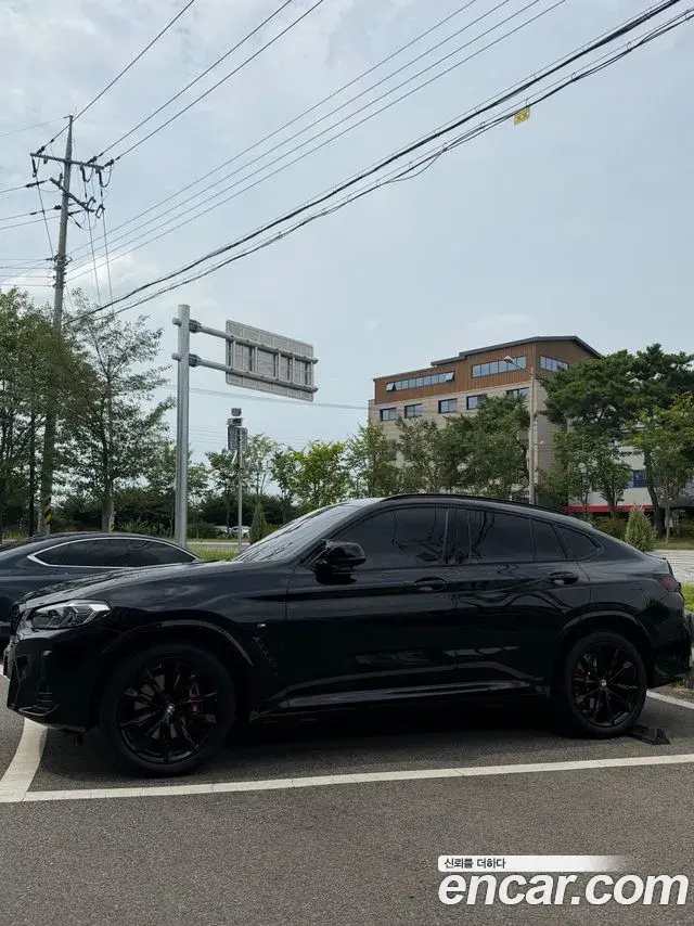 BMW X4 xDrive20i M Sports Pro 2024