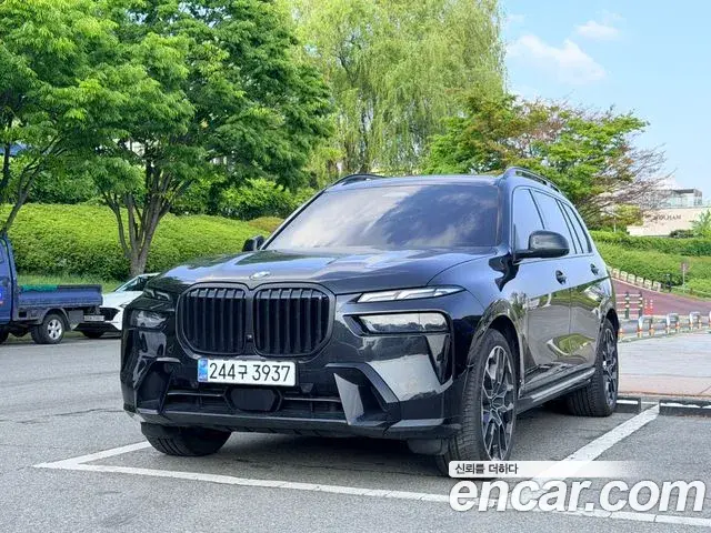 BMW X7 xDrive 40i M Sport 7STR 2025