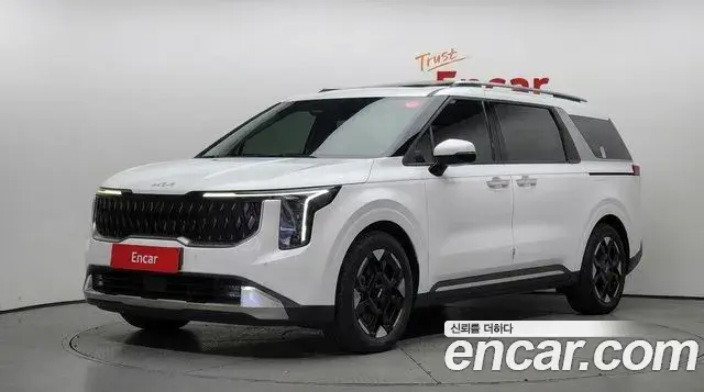 Kia Carnival Gasoline 9-Seater Noblesse 2024