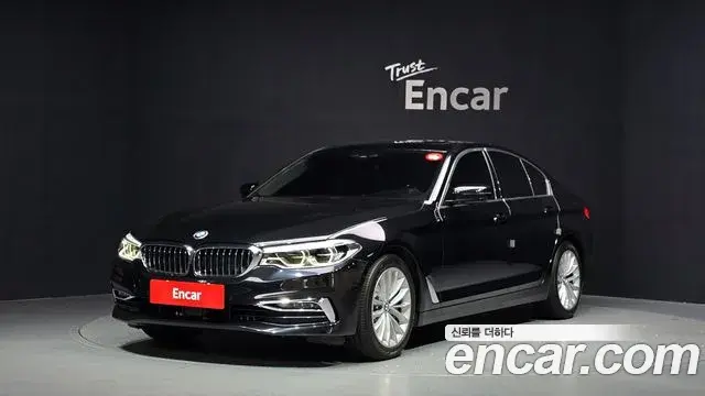 BMW 5-Series 530i Luxury Plus 2019
